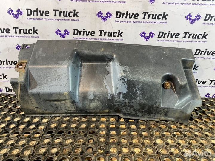 Шумоизоляция двигателя правая Mercedes-Benz 1843Ls