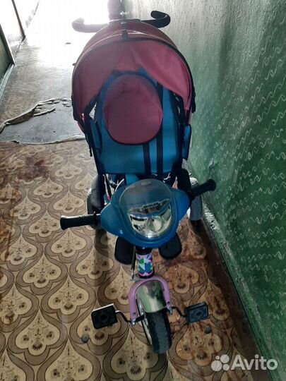 Детский велосипед с ручкой