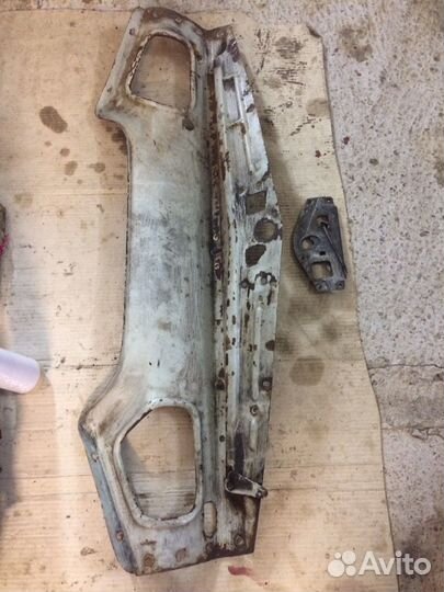 Газ 21 панель замка капота 1- Серии