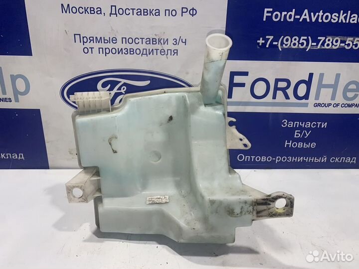 Бачок омывателя лобового стекла Ford Focus 3