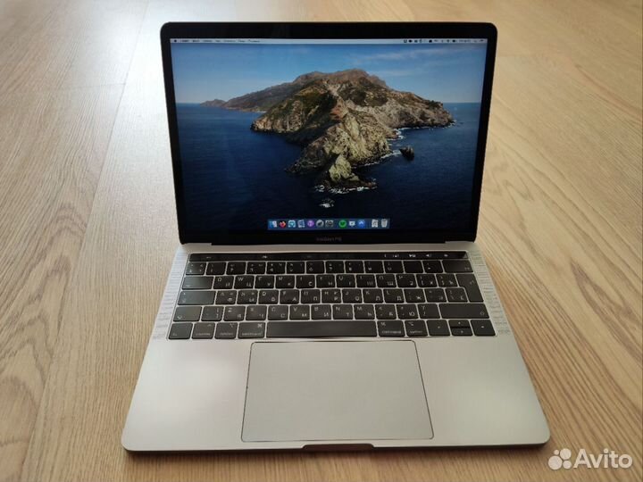 Macbook pro 13 2018 touch bar