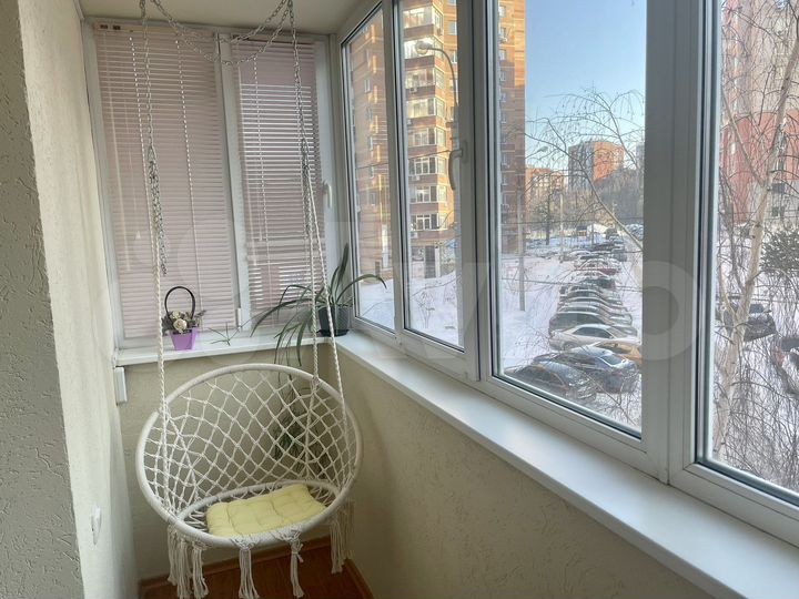 2-к. квартира, 90 м², 2/10 эт.