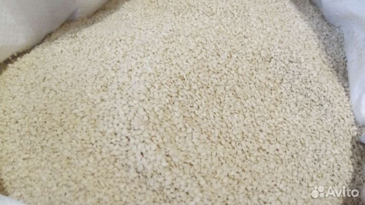 Семена льна, подсолнух, гречка зелёная, нут