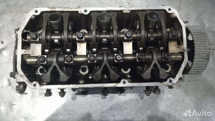 Головка блока цилиндров и другие запчасти