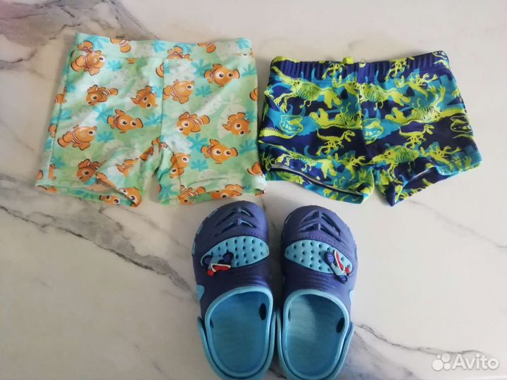 Тапочки для бассейна и плавки