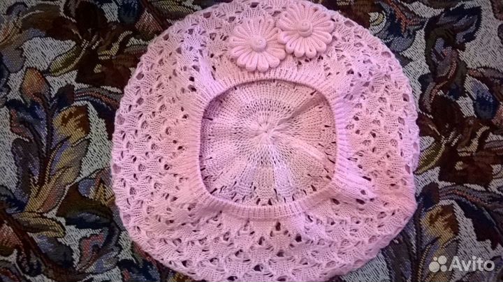 Розовый берет