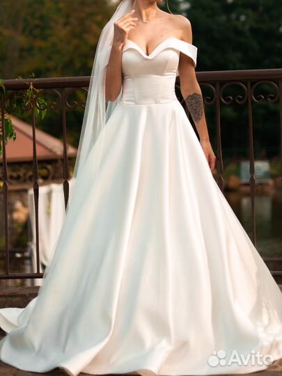 Свадебное платье