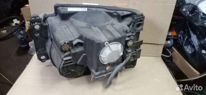 Фара правая галоген Discovery 3