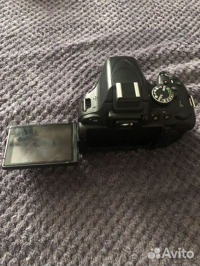 Зеркальный фотоаппарат nikon