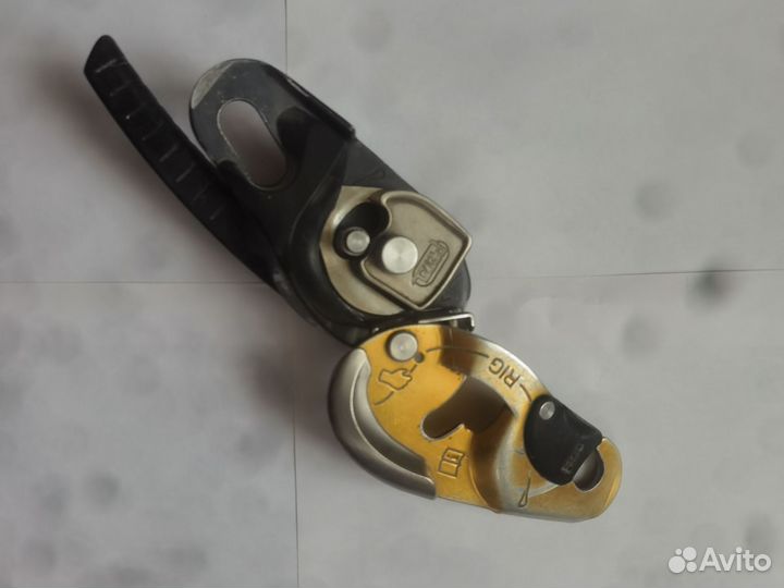Спусковое устройство petzl rig
