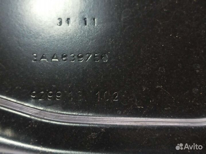 Стеклоподъемник электрический задний правый Volksw