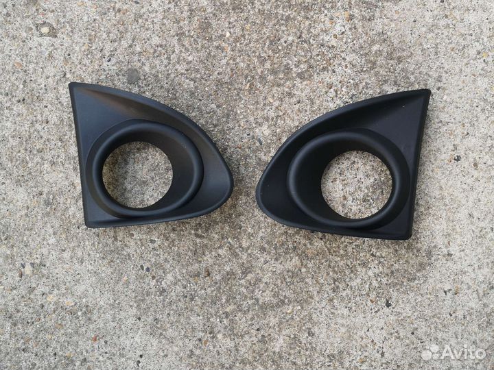 Туманки комплект на Toyota Corolla Axio - Fielder