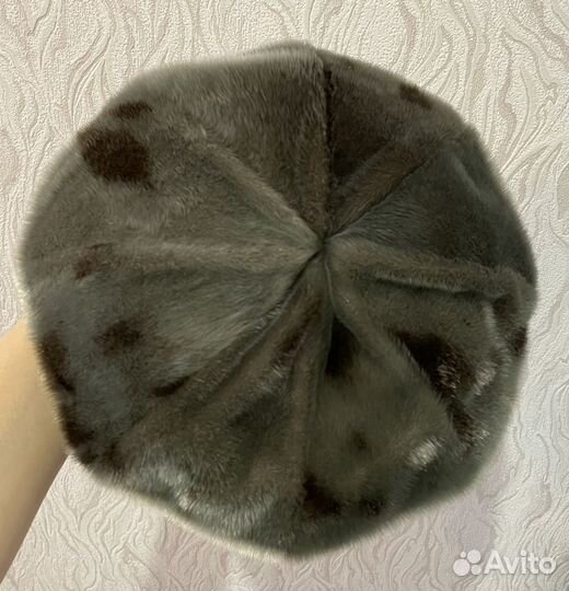 Женские меховые шапки из нерпы