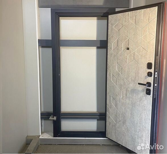 Дверь металлическая