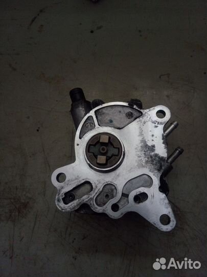 Вакуумный насос Volkswagen Audi,Seat, Skoda 03G145