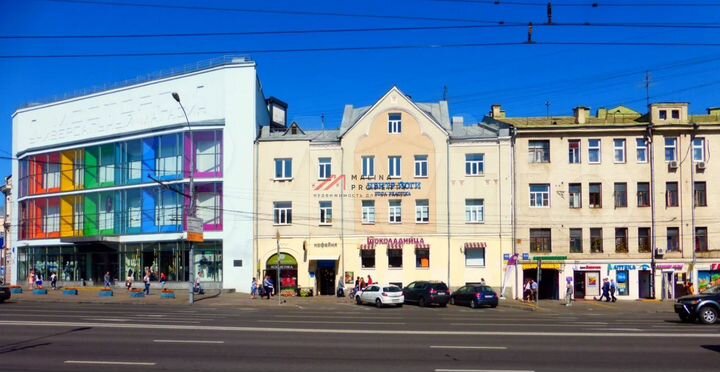 Сдам торговое помещение, 270 м²