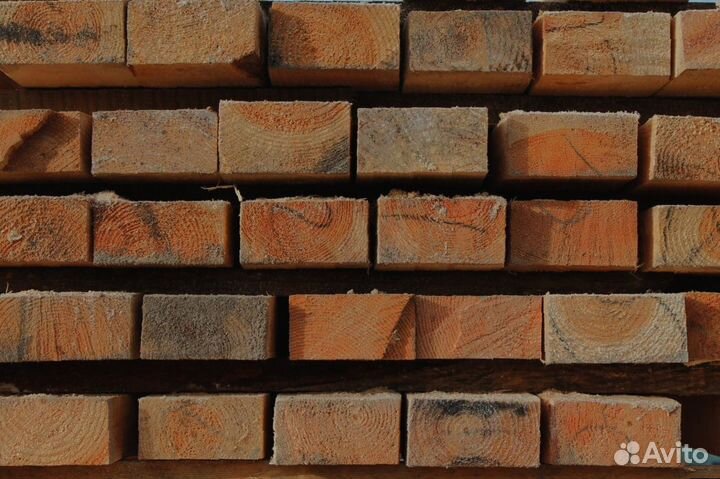 Домостроение с досками из лиственницы