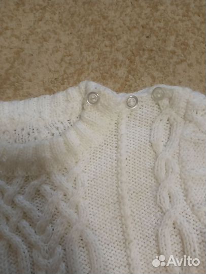 Свитер ручной вязки на мальчика или девочку