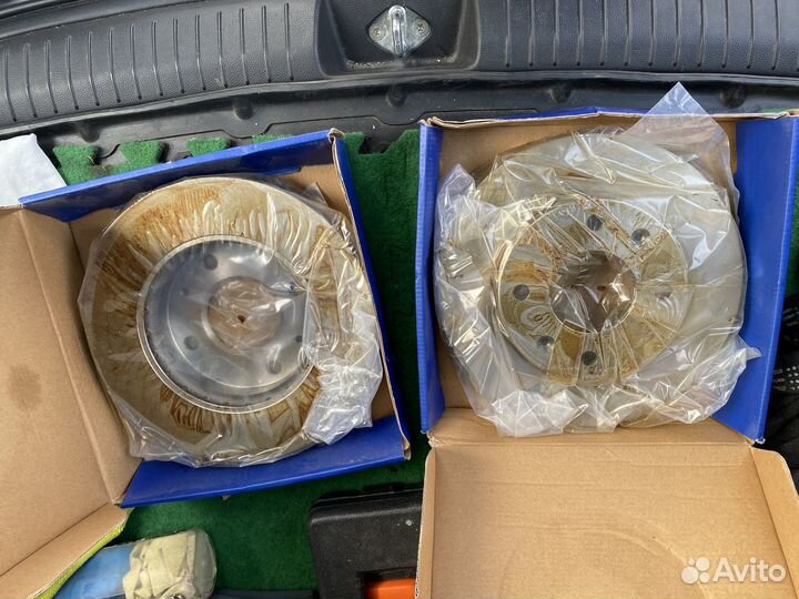 Тормозные диски Hyundai Matrix и Elantra (SD 1016)