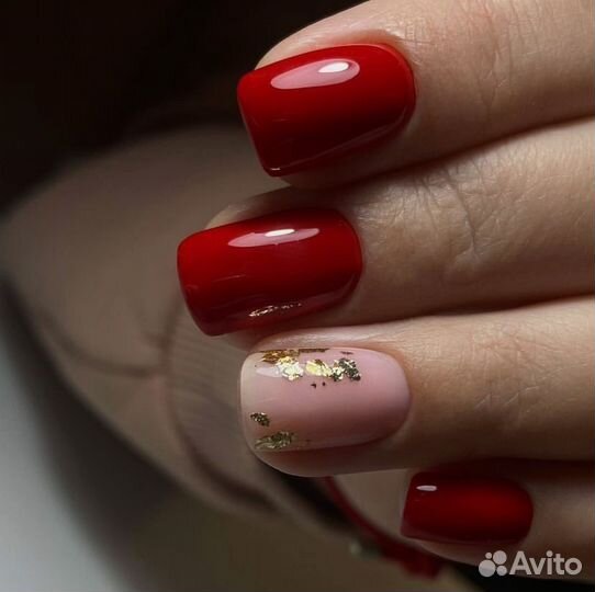 Маникюр на Сельме