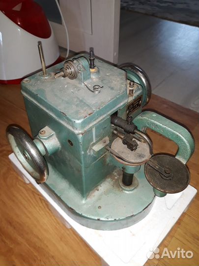 Швейная машинка скорняк 10Б пмз