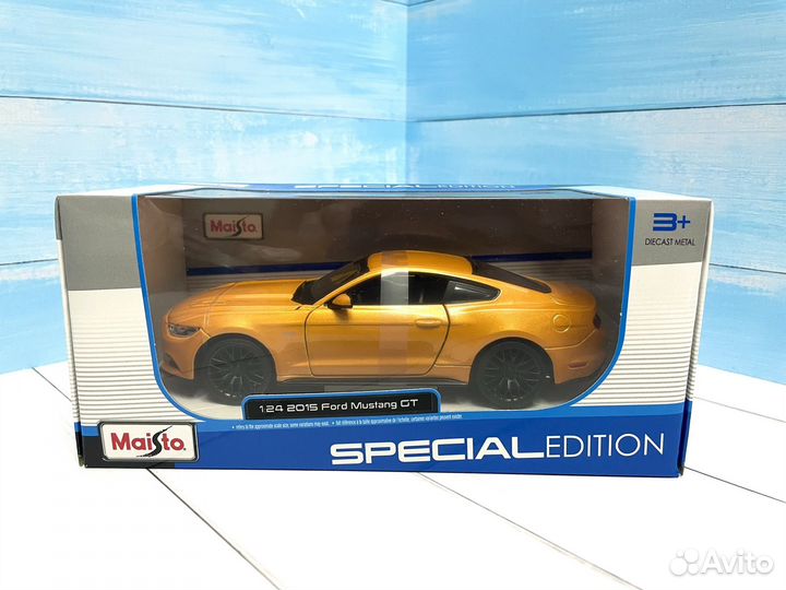 Модель автомобиля Ford Mustang GT 1:24 Maisto