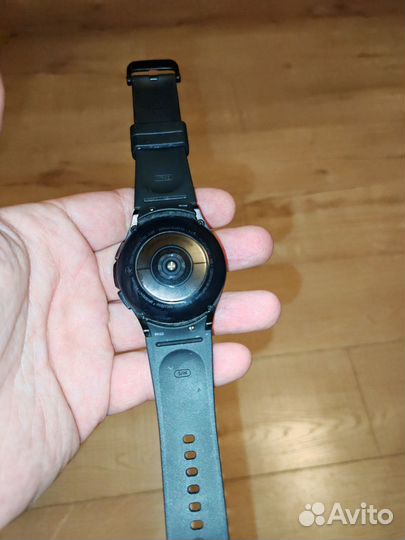 Смарт-часы Samsung galaxy watch 4 classic 42мм