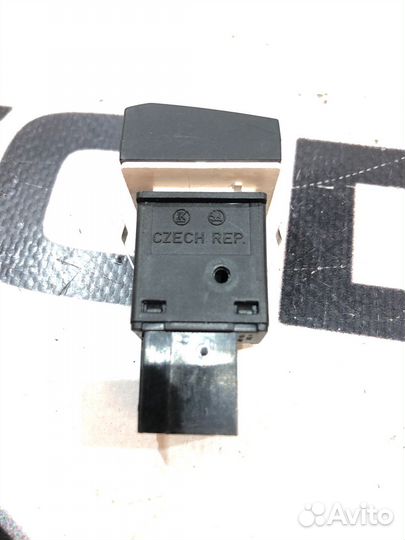 Кнопка ESP OFF Skoda Yeti 5L 2012