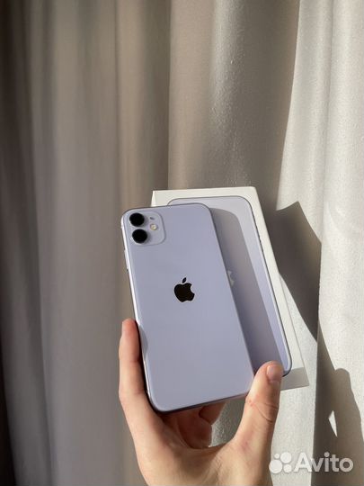 iPhone 11, 64 ГБ