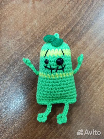 Брелок, мягкая вязанная игрушка, ручная работа