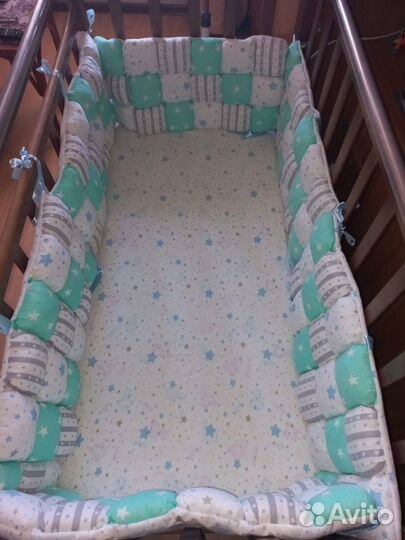 Детская кровать с маятником и ящиком