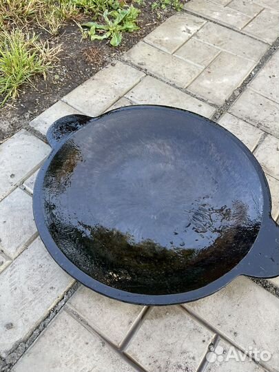 Сковорода садж чугунный