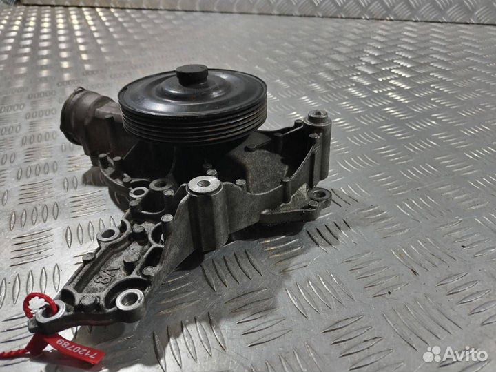 Водяная помпа Mercedes-Benz S-Класс W221 2008