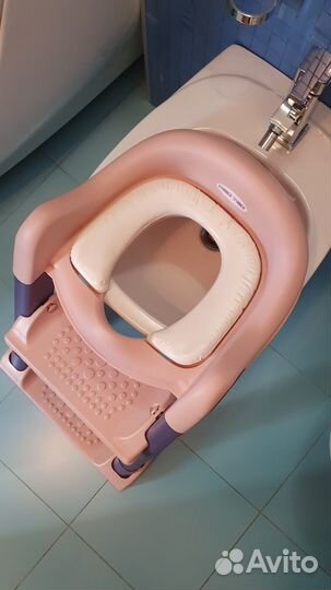 Детское сиденье на унитаз со ступенькой