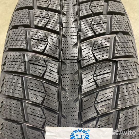 Leao Winter Defender Ice I-15 SUV 255/45 R18 99T