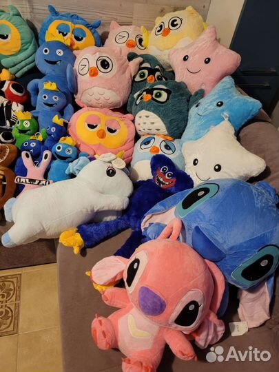 Сова с пледом, друзья радужные, брелки