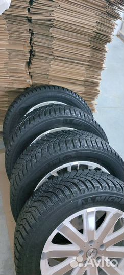 Michelin Latitude X-Ice North 2 235/55 R18
