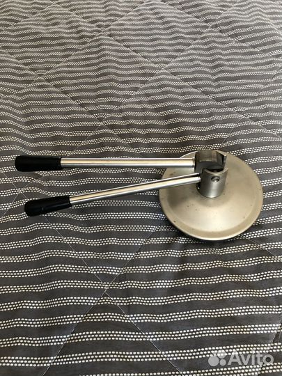 Закруточная машинка