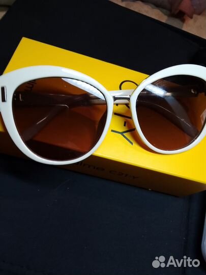 Солнцезащитные очки