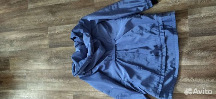 Куртка -плащ новая для девочки