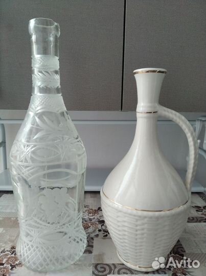 Графин и кувшины