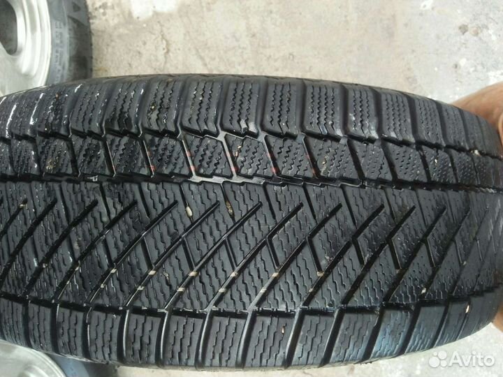 Continental ContiVikingContact 6 225/60 R16