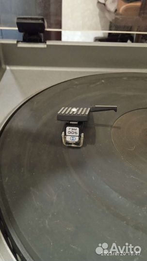 Усилитель, проигрыватель винила, колонки