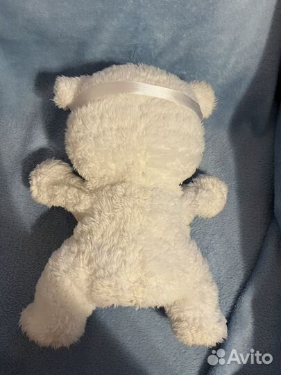 Прелестный шерстяной ребенок Полярный медвежонок
