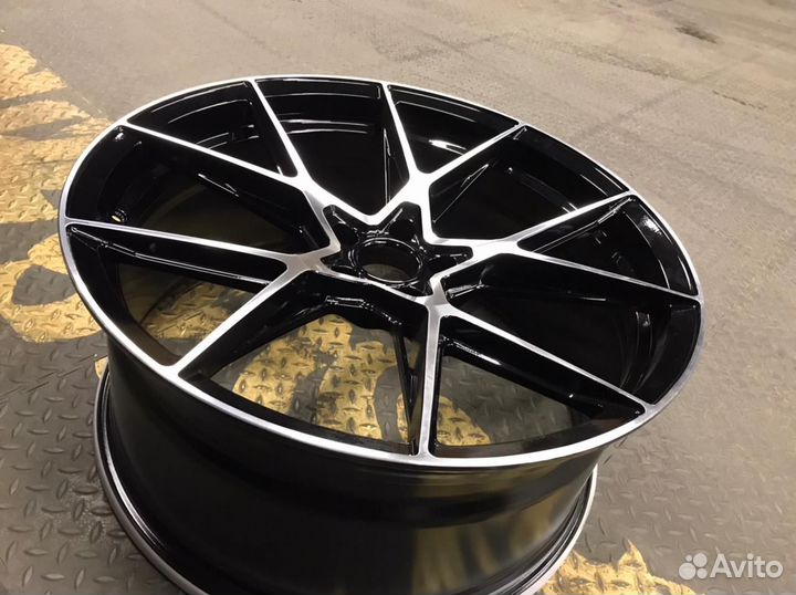 Эксклюзивные диски R22 на Genesis. infinity, lexus