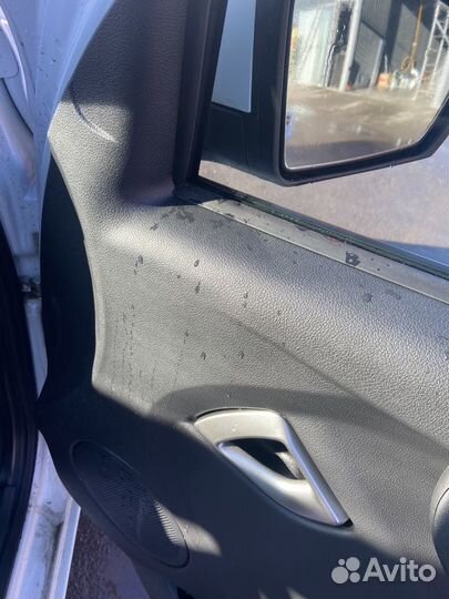 Уплотнитель стекла двери Гранта Ваз 8мм