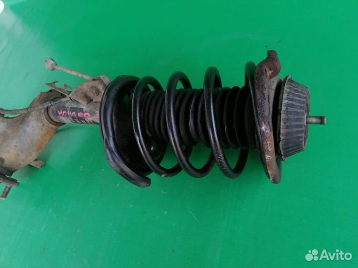 Амортизатор перед правый Ford Mondeo 2 1996-2000