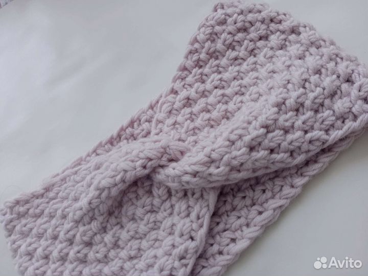 Повязка на голову вязаная