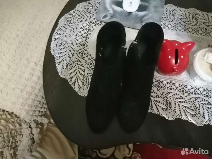 Полусапожки замшевые