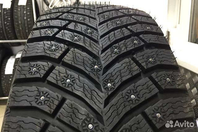 Michelin X-Ice North 4 225/45 R17 94T